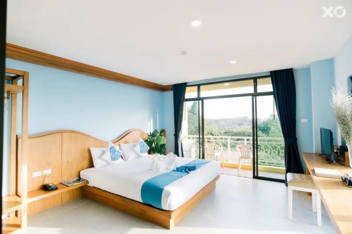The Pineapple Hotel