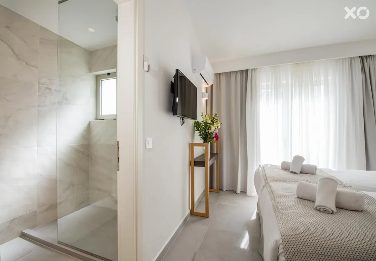 Lotus Hotel Apartments