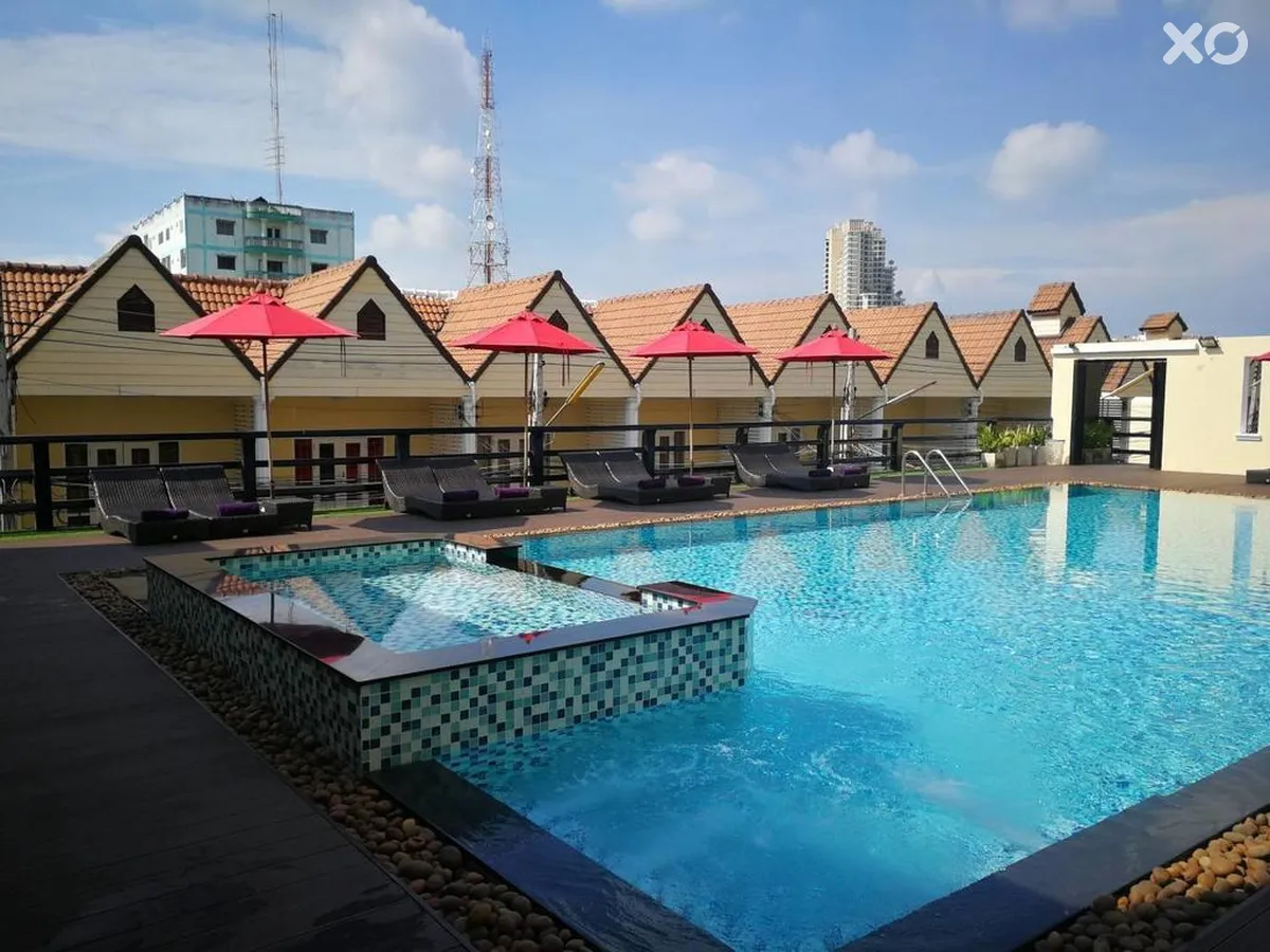Golden Sea Pattaya Hotel