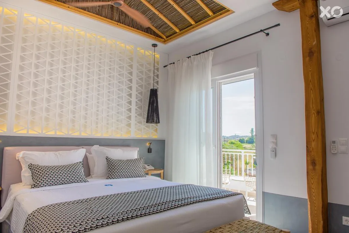 Antigoni Beach Resort Hotel & Suites