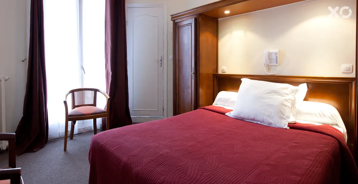 Ambassadeur Hotel