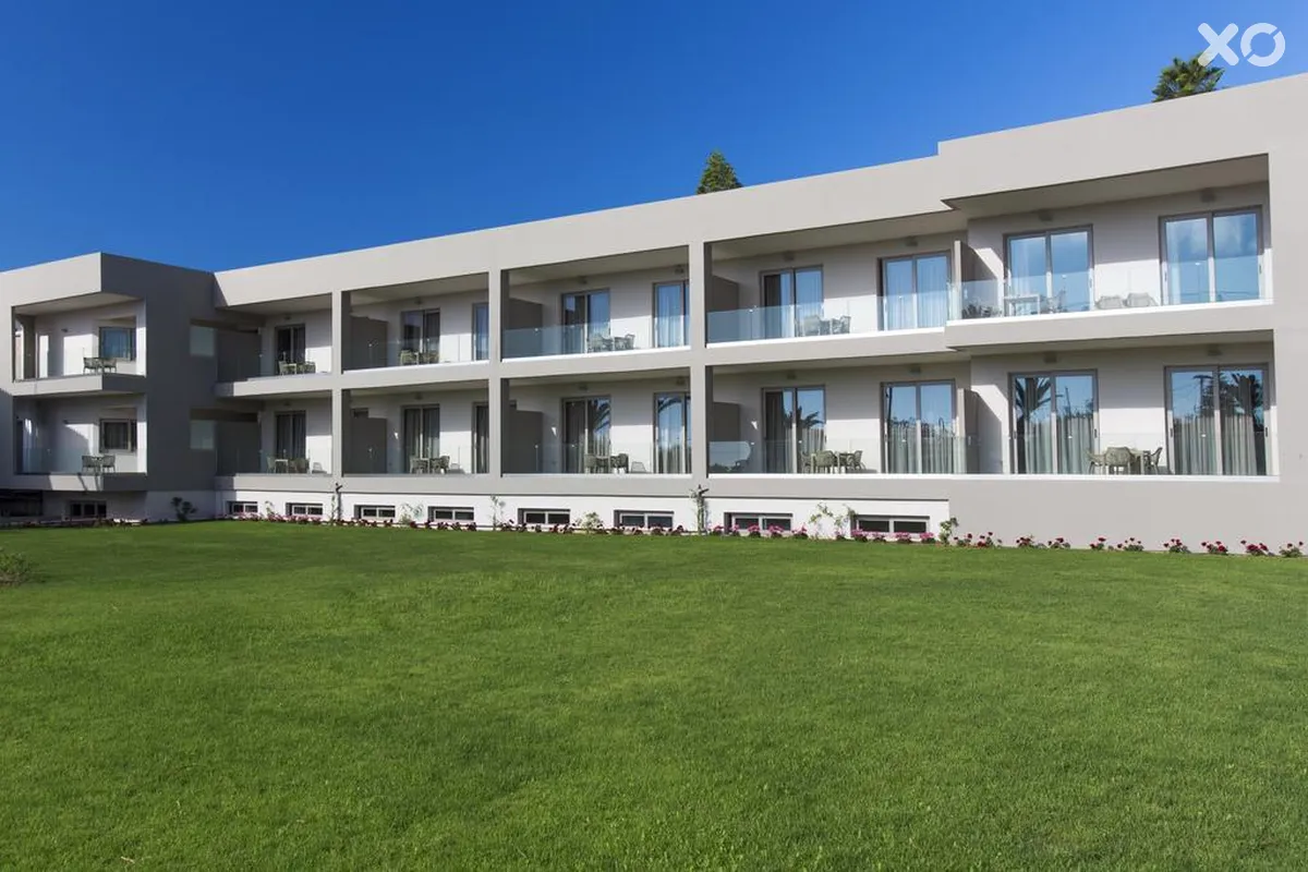 Marinos Beach Hotel