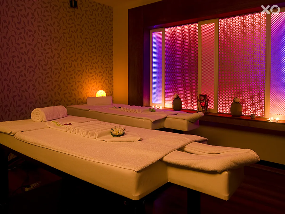 Charisma De Luxe Hotel