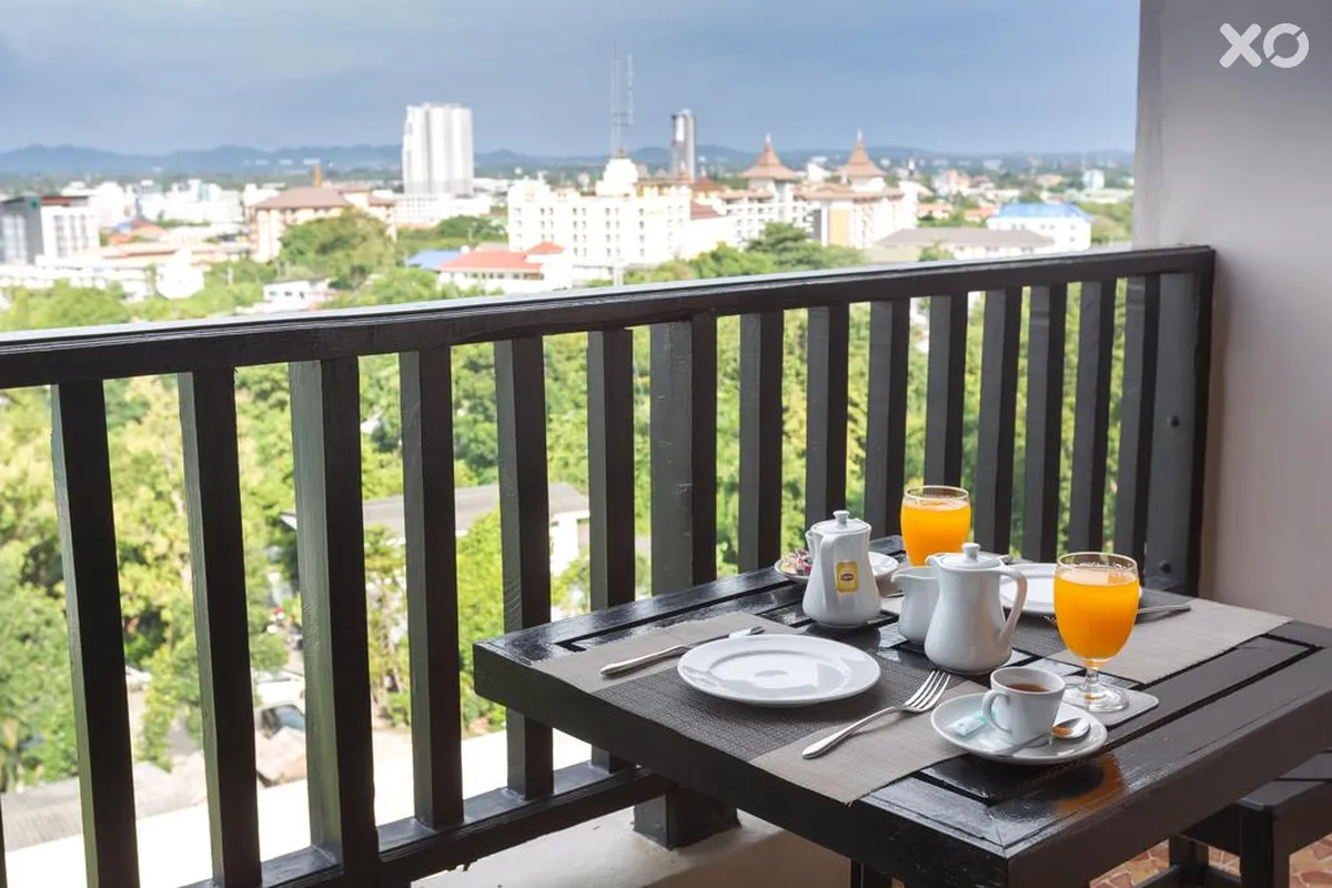 Golden Tulip Essential Pattaya Hotel