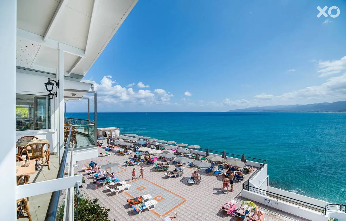 Horizon Beach