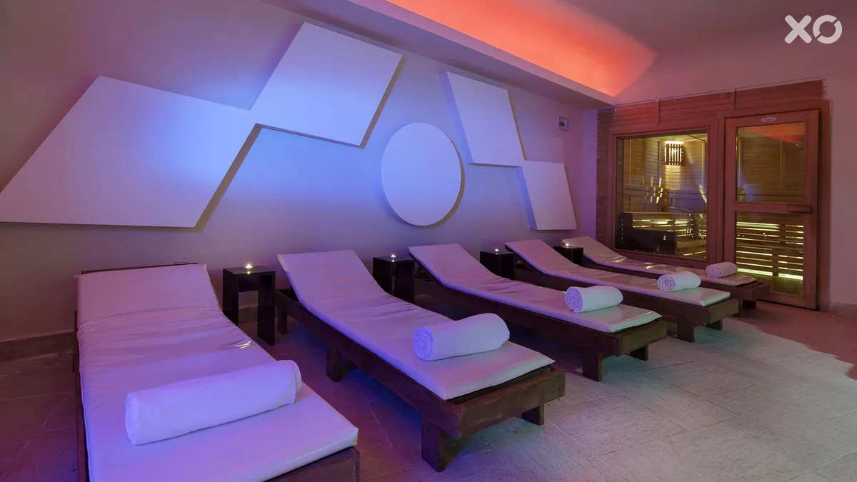 Anitas Beach Hotel