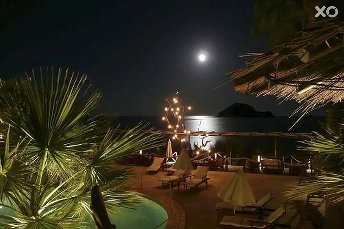 Gloria Maris Hotel Suites & Villa