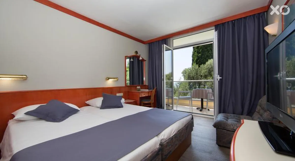 Astarea I Hotel