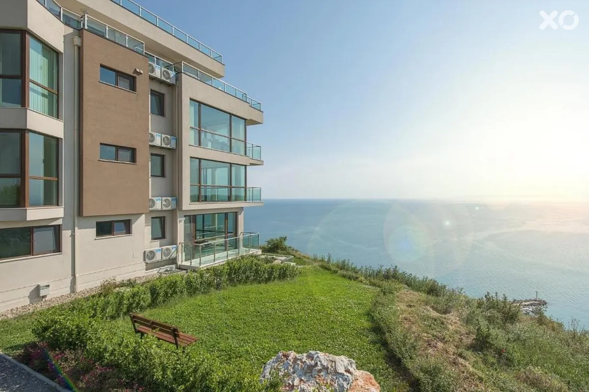 Calithea Complex