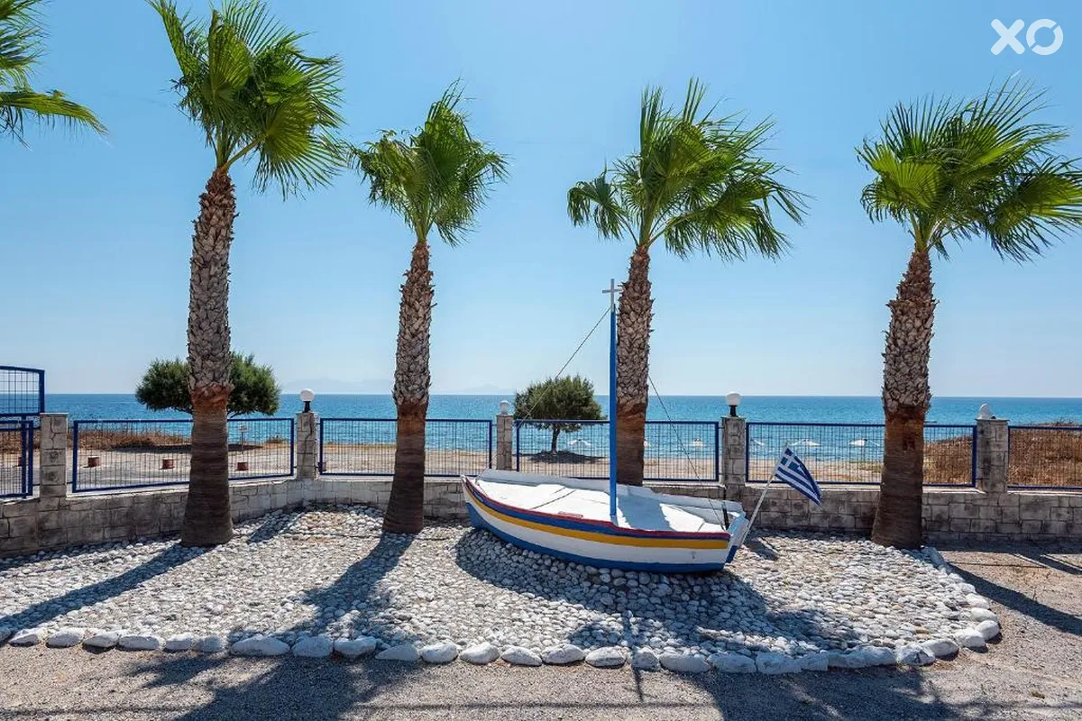 Mammis Beach Hotel