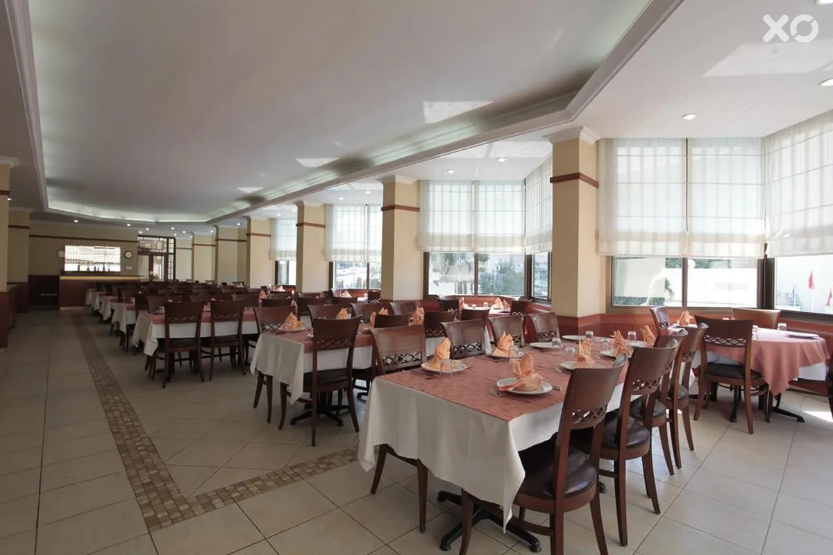 Palm Hotel