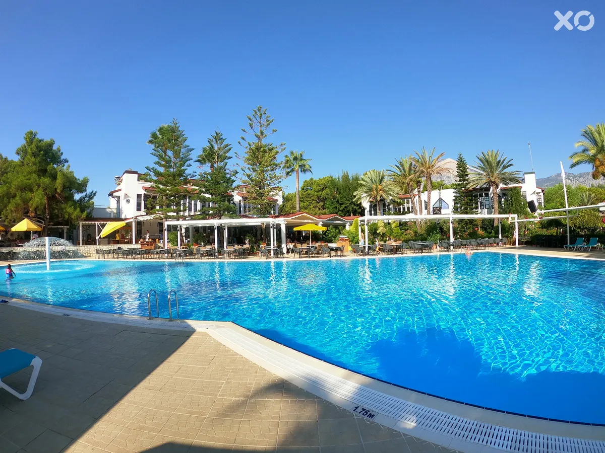 Pirate's Beach Club