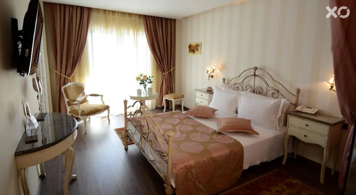 Bomo Danai Hotel & Spa