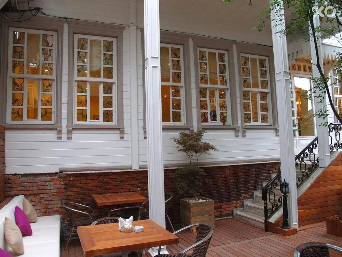 Avicenna Hotel