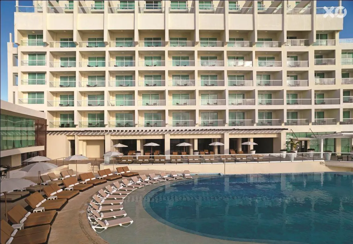 Sun Palace