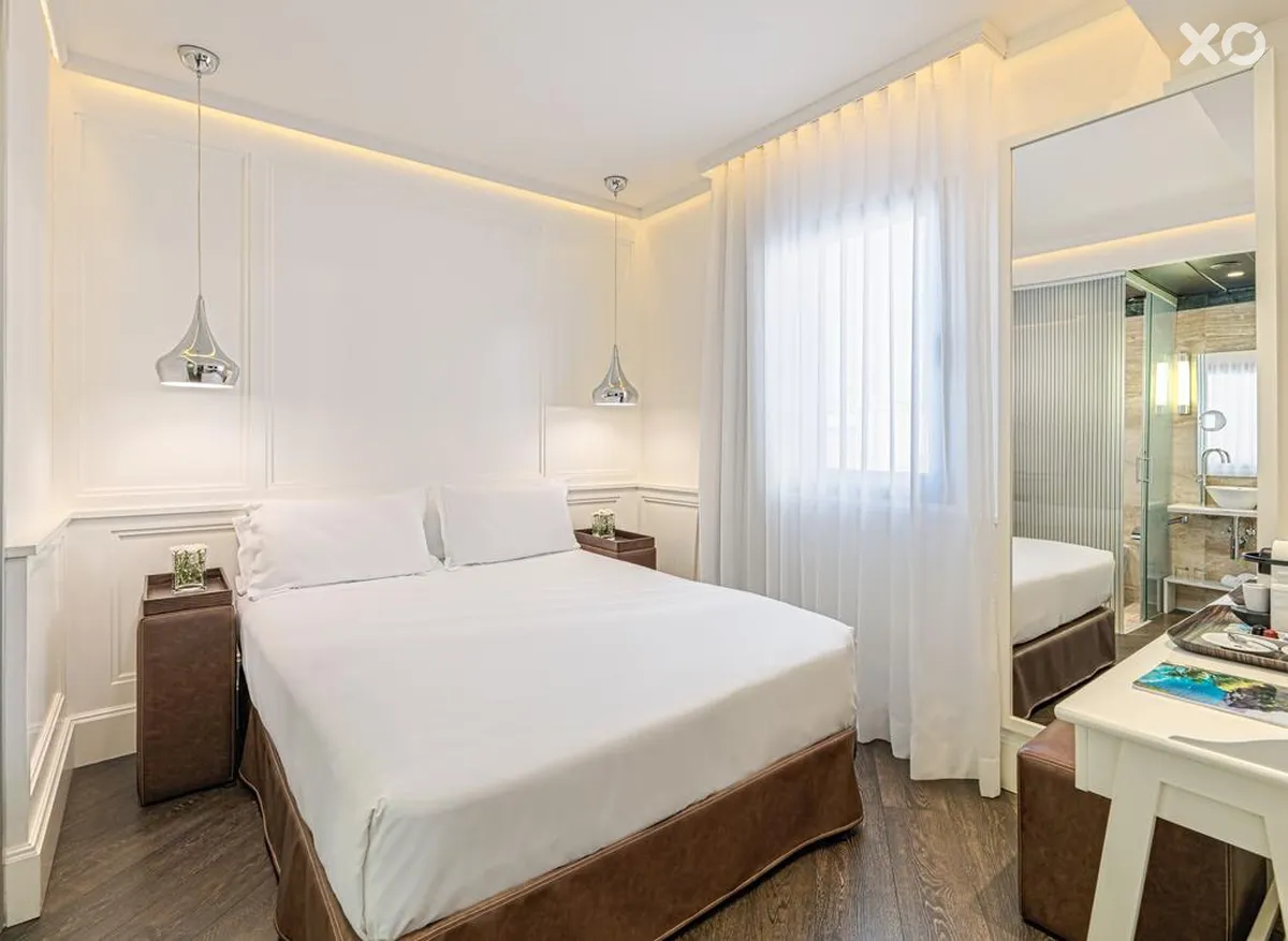 H10 Universitat