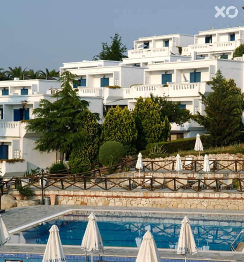 Agionissi Resort