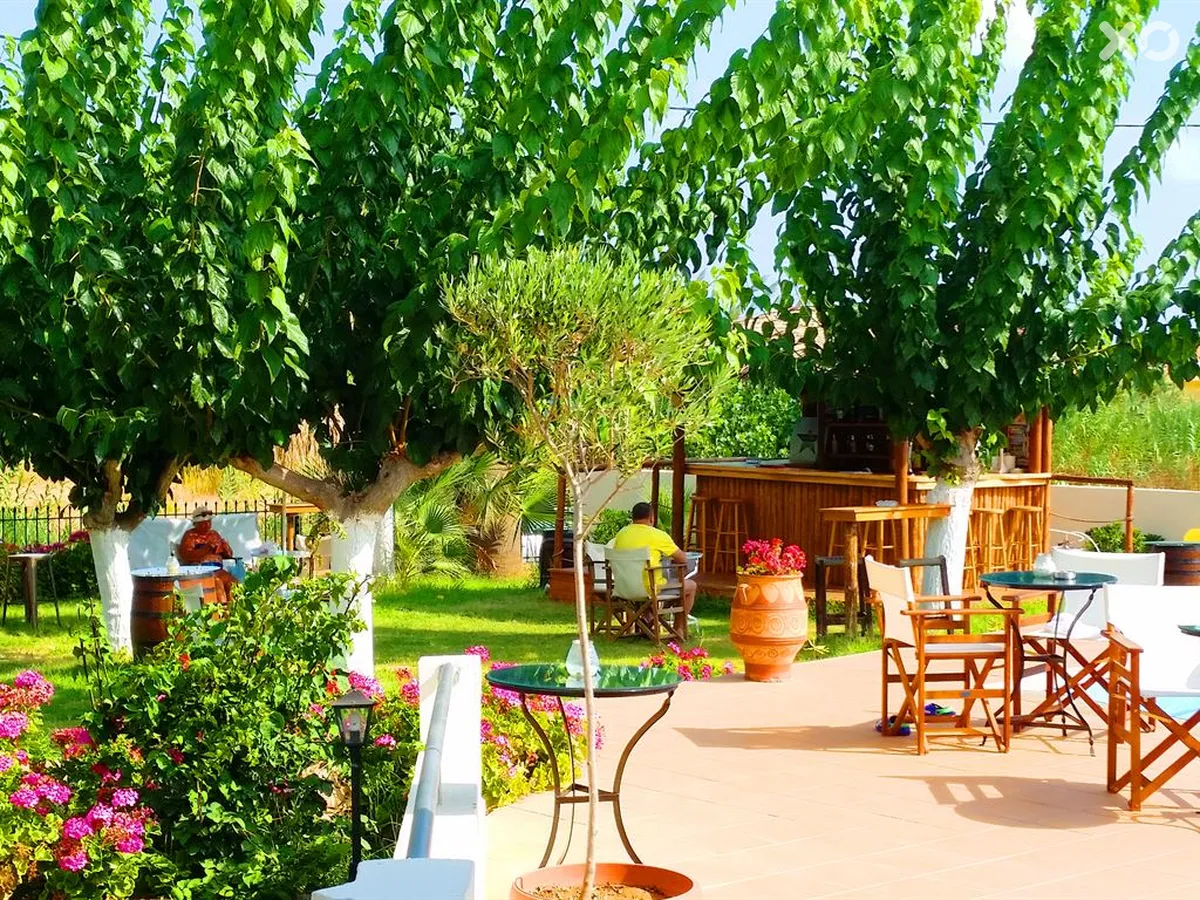 Bomo Club Amnissos Residence