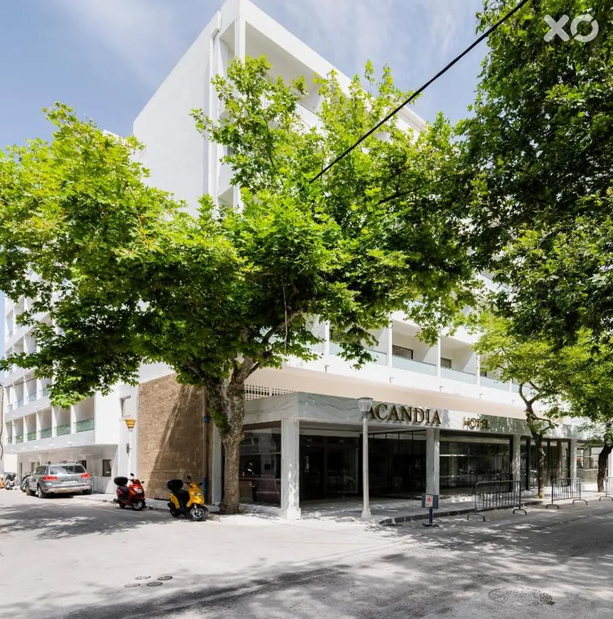 Acandia Hotel