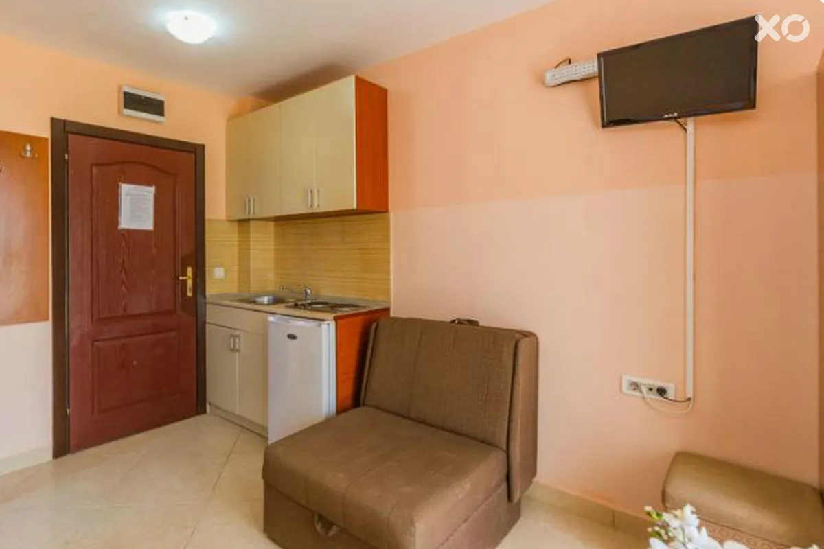 Lara Apartments