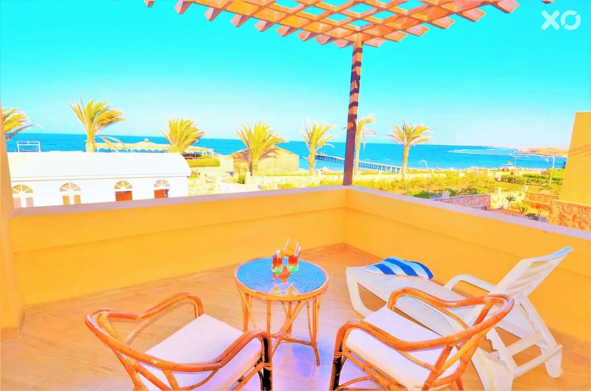 Rohanou Beach Resort