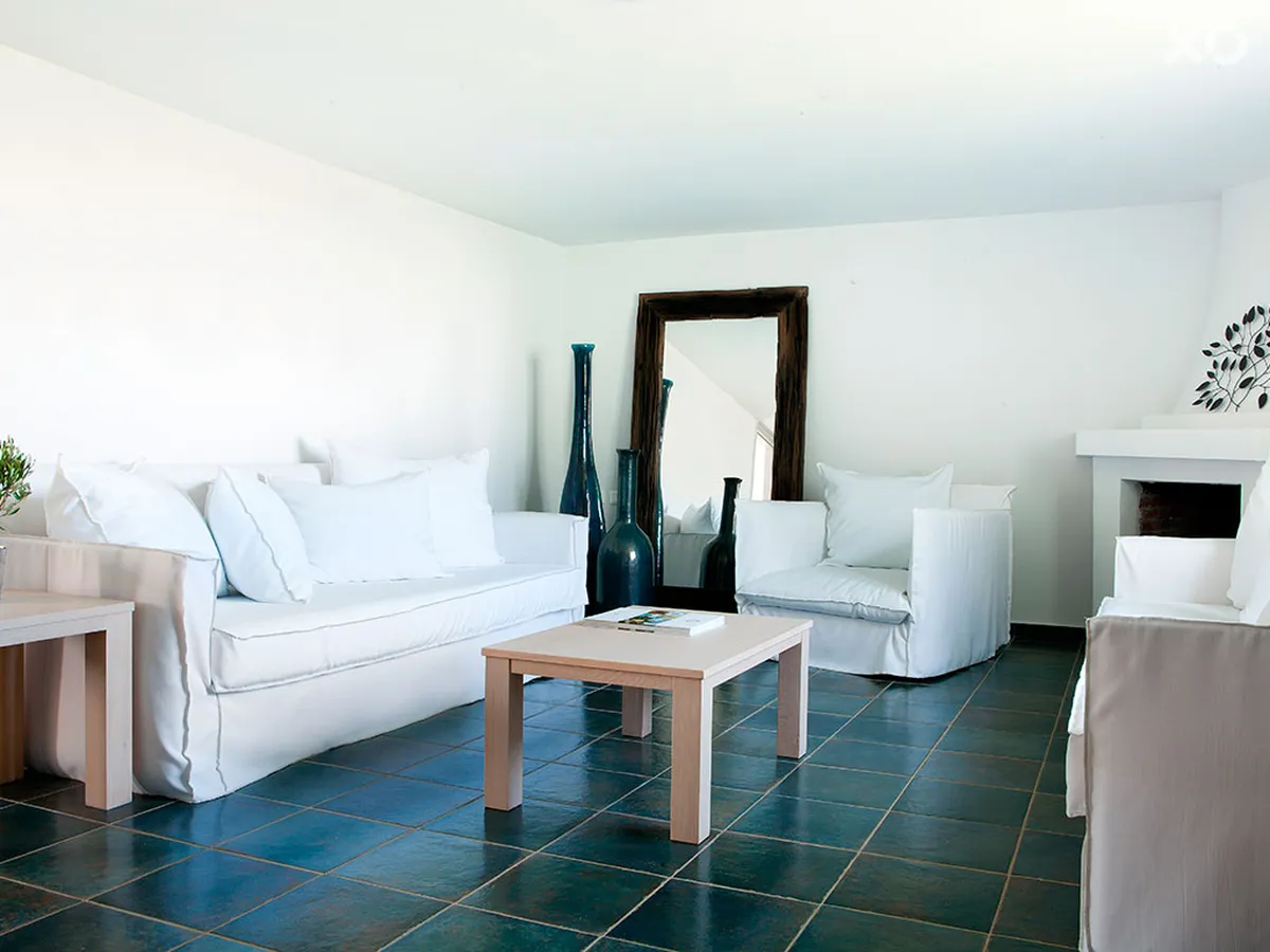 Minos Beach Art Hotel