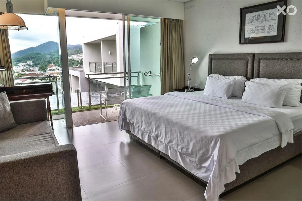 Sugar Palm Grand Hillside