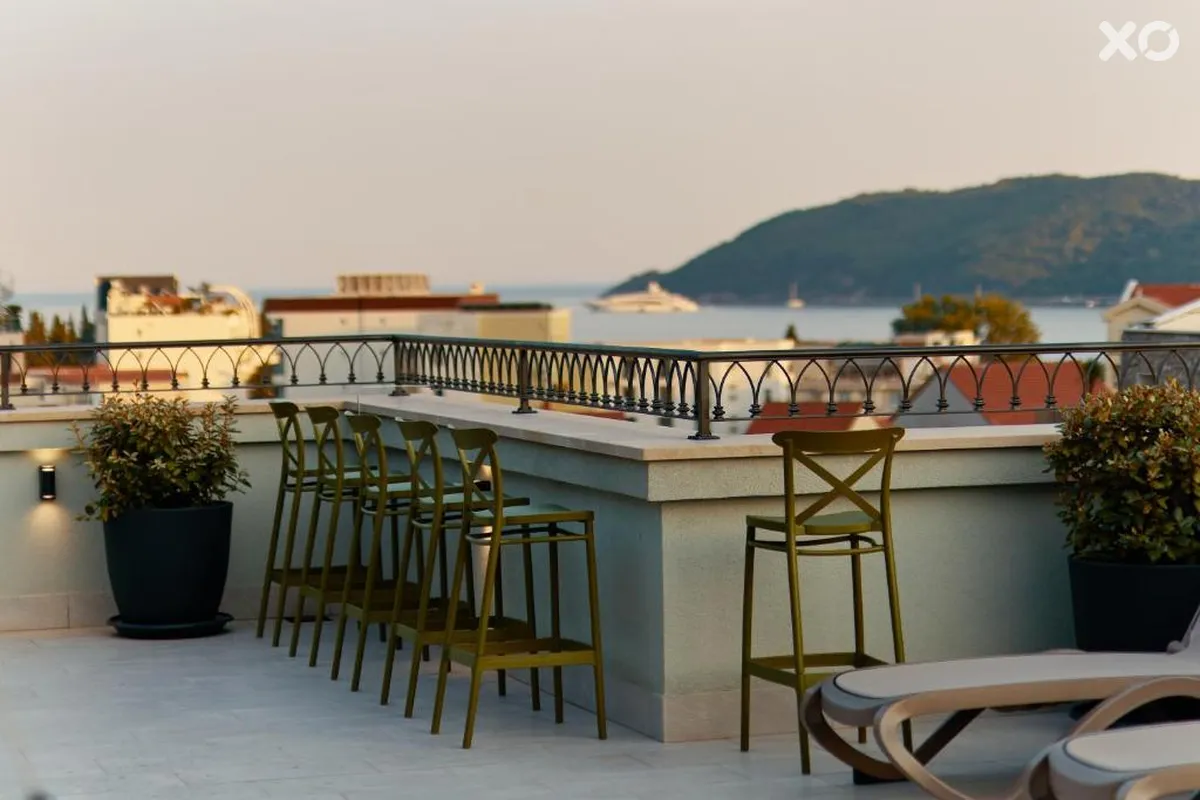 Diplomat Hotel