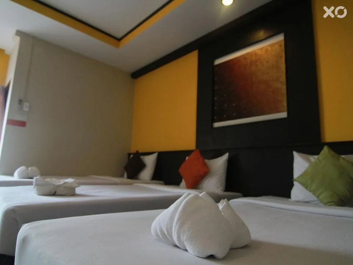 Grand Pinnacle Hotel
