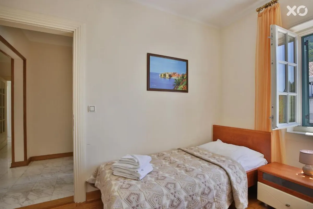 Montesan Apartments