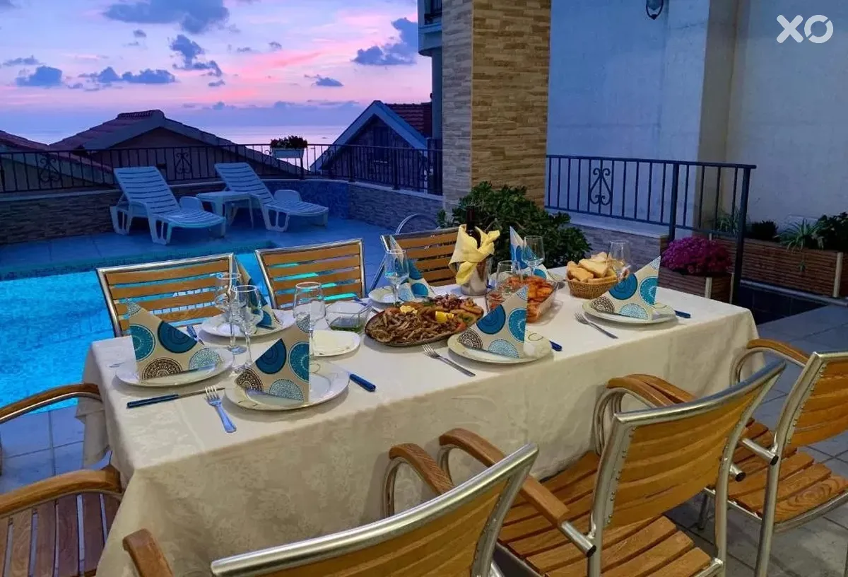 Leut Apartments