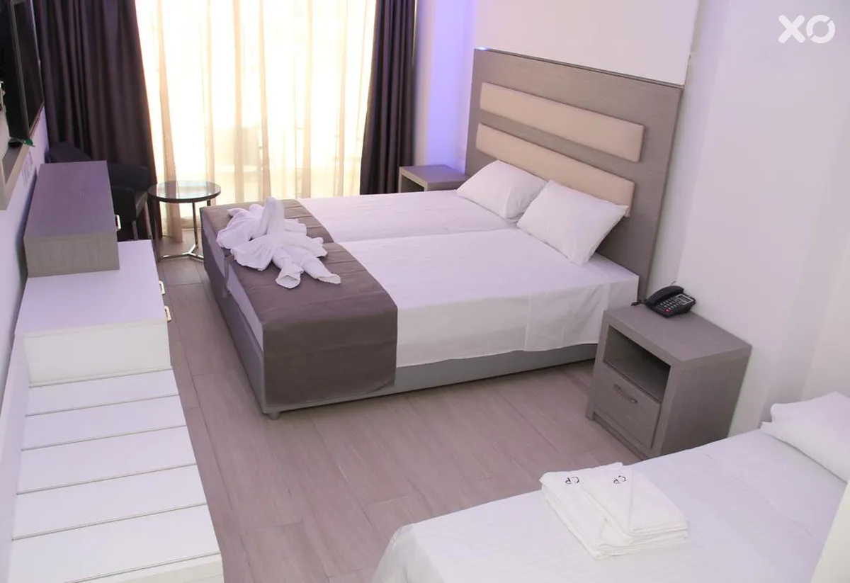 Captain Pier Hotel
