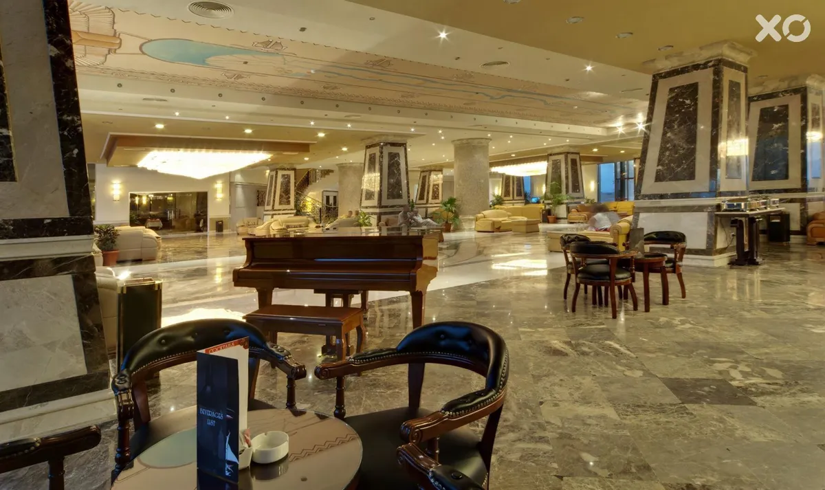 AMC Royal Hotel & Spa