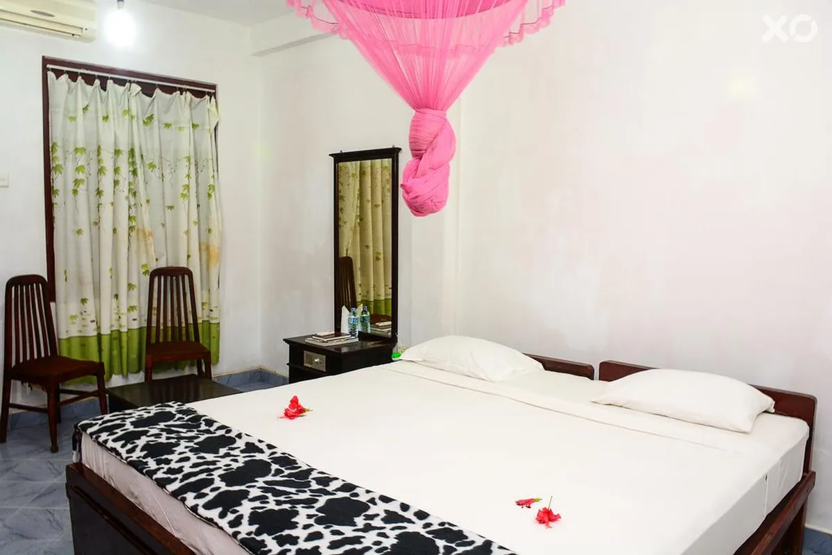 Shanthi Beach Resort