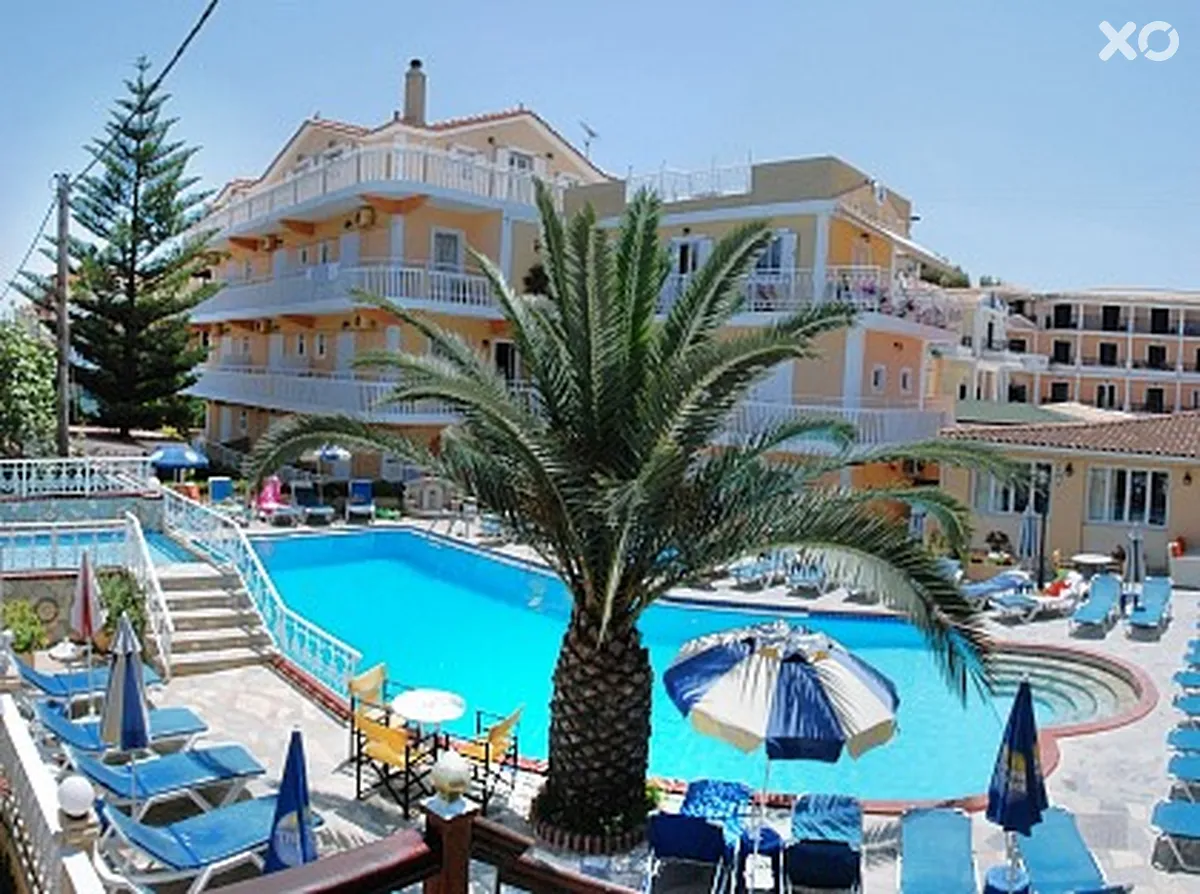 Planos Beach Hotel