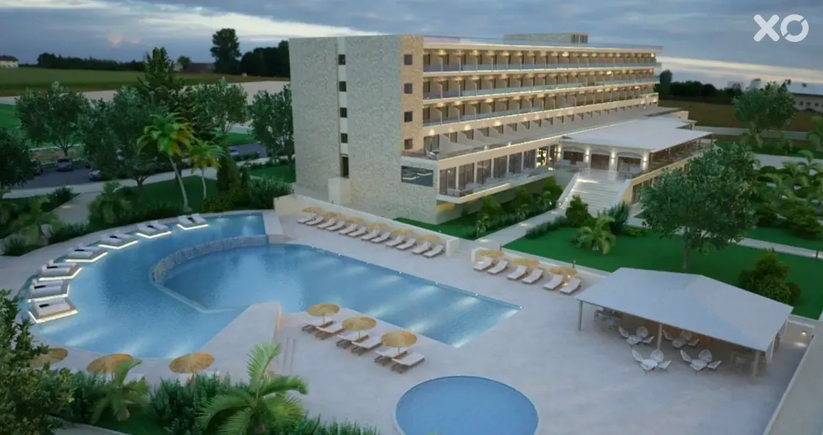 Ninos Grand Beach Hotel & Resort