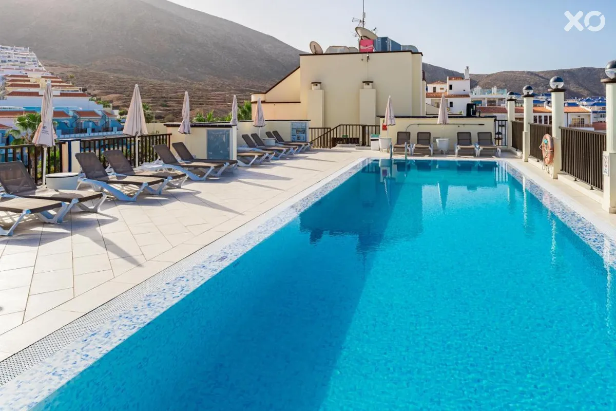 Klayman Olivina Aparthotel