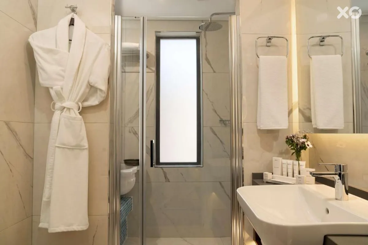 Royan Hagia Sophia Radisson Individuals