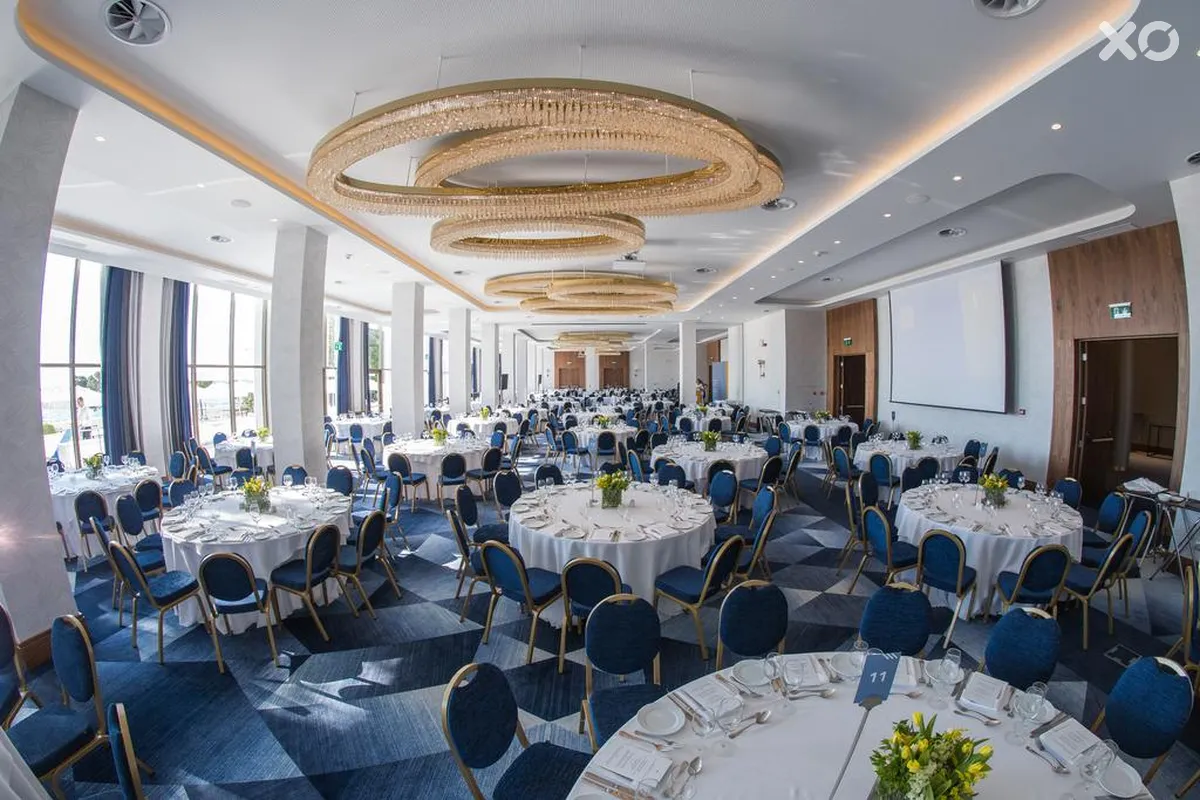 Makedonia Palace