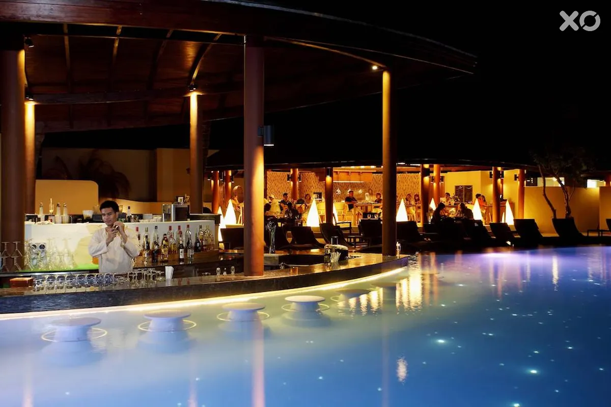 Centara Ras Fushi Resort & Spa Maldives