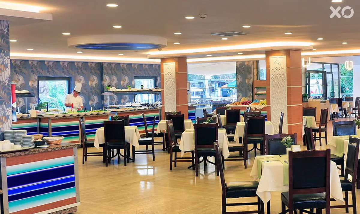 Club Aqua Plaza