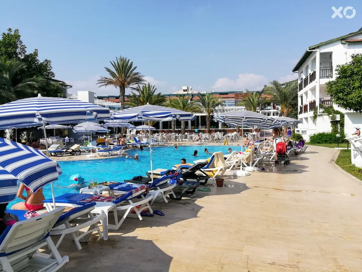 Ganita Holiday Village