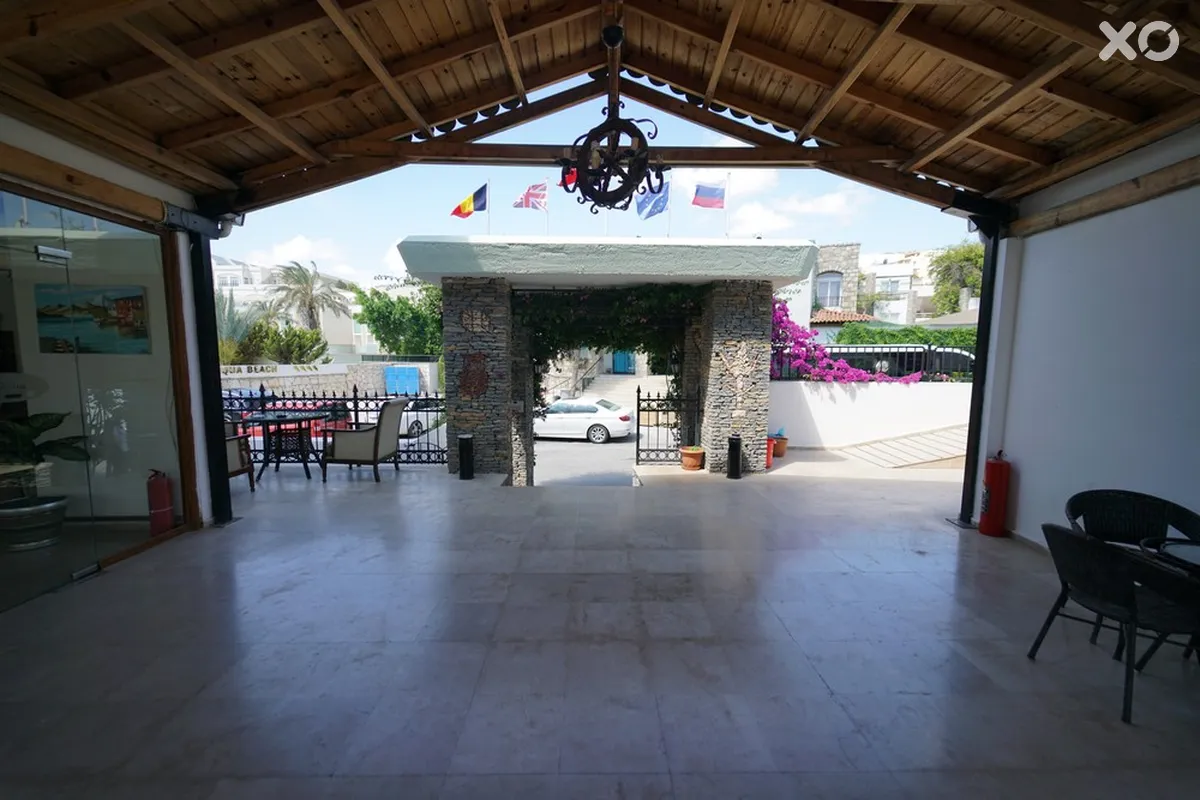Salinas Beach Hotel