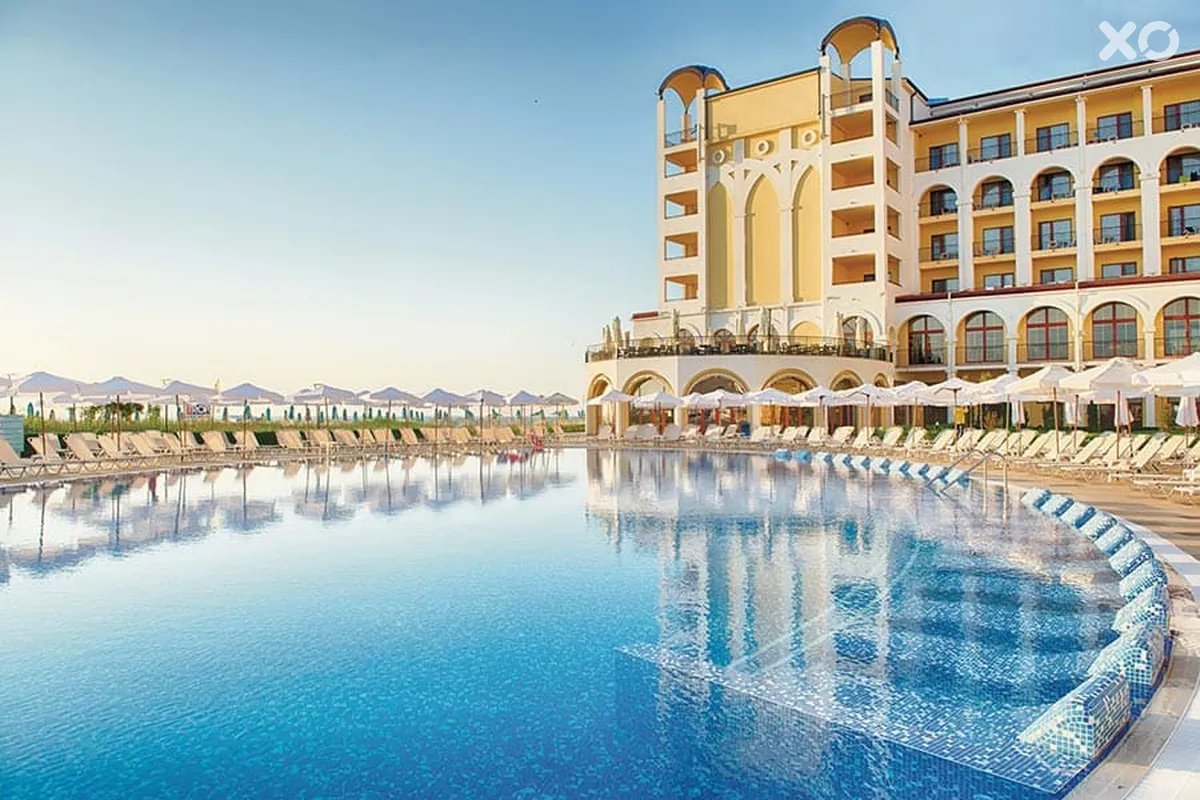 Alua Helios Bay
