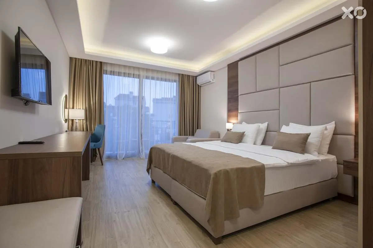 Twelve Hotel