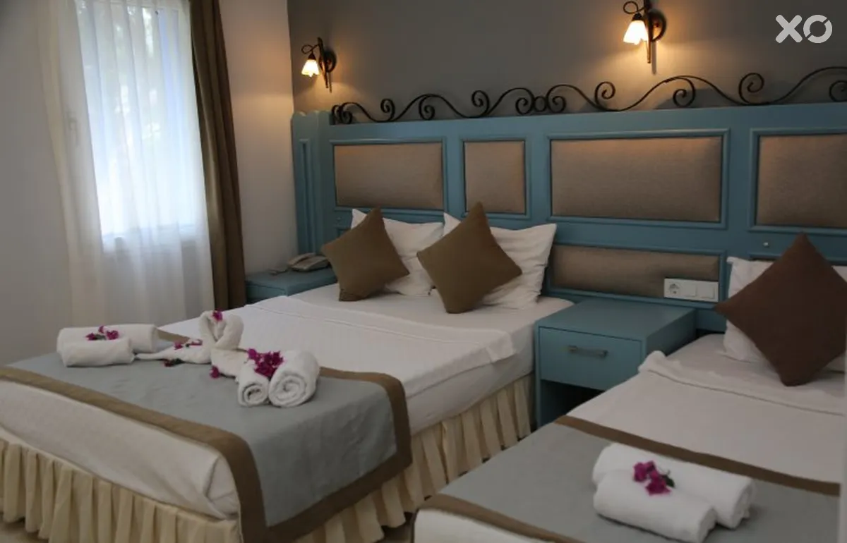 Atrium Hotel