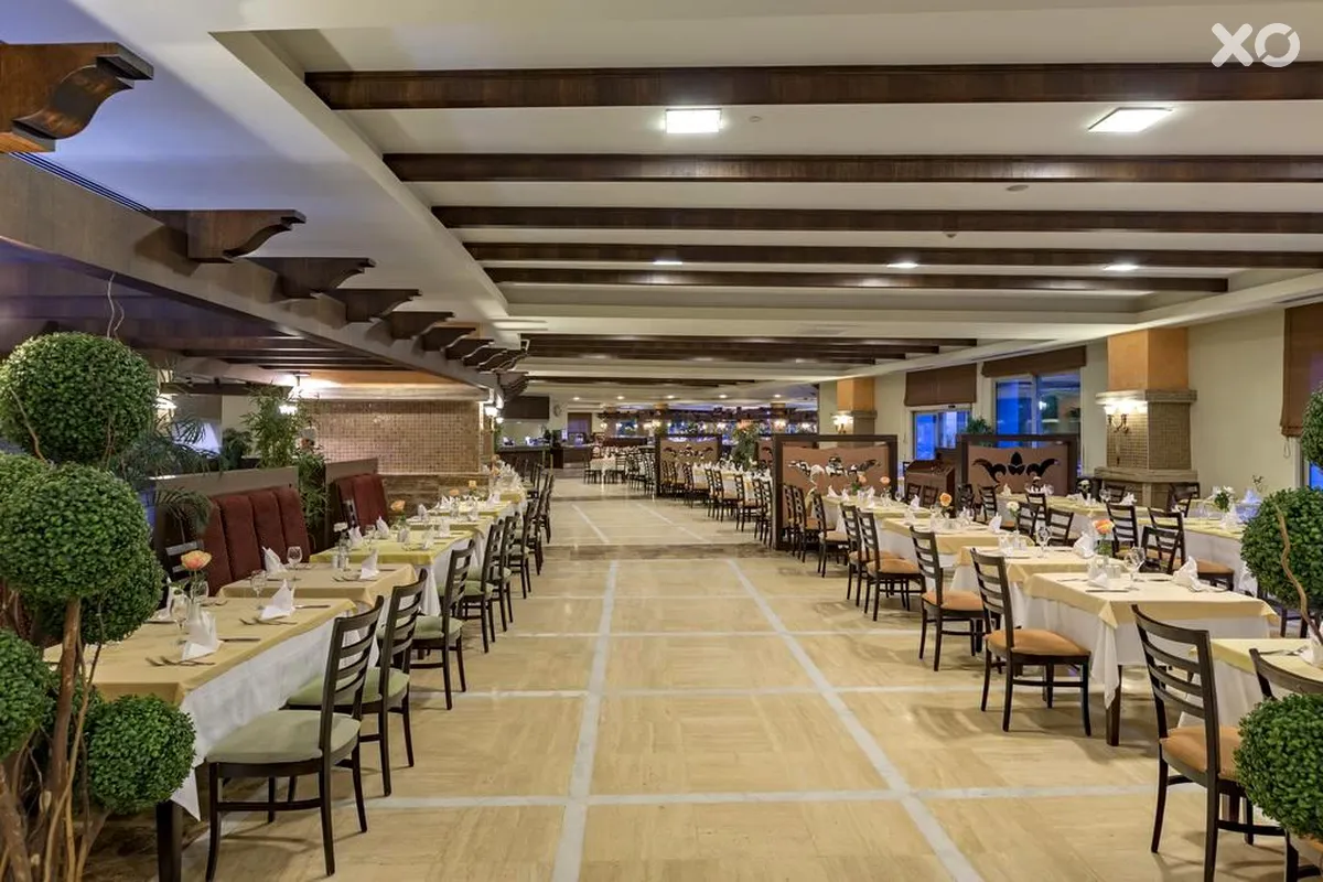 Royal Wings Hotel