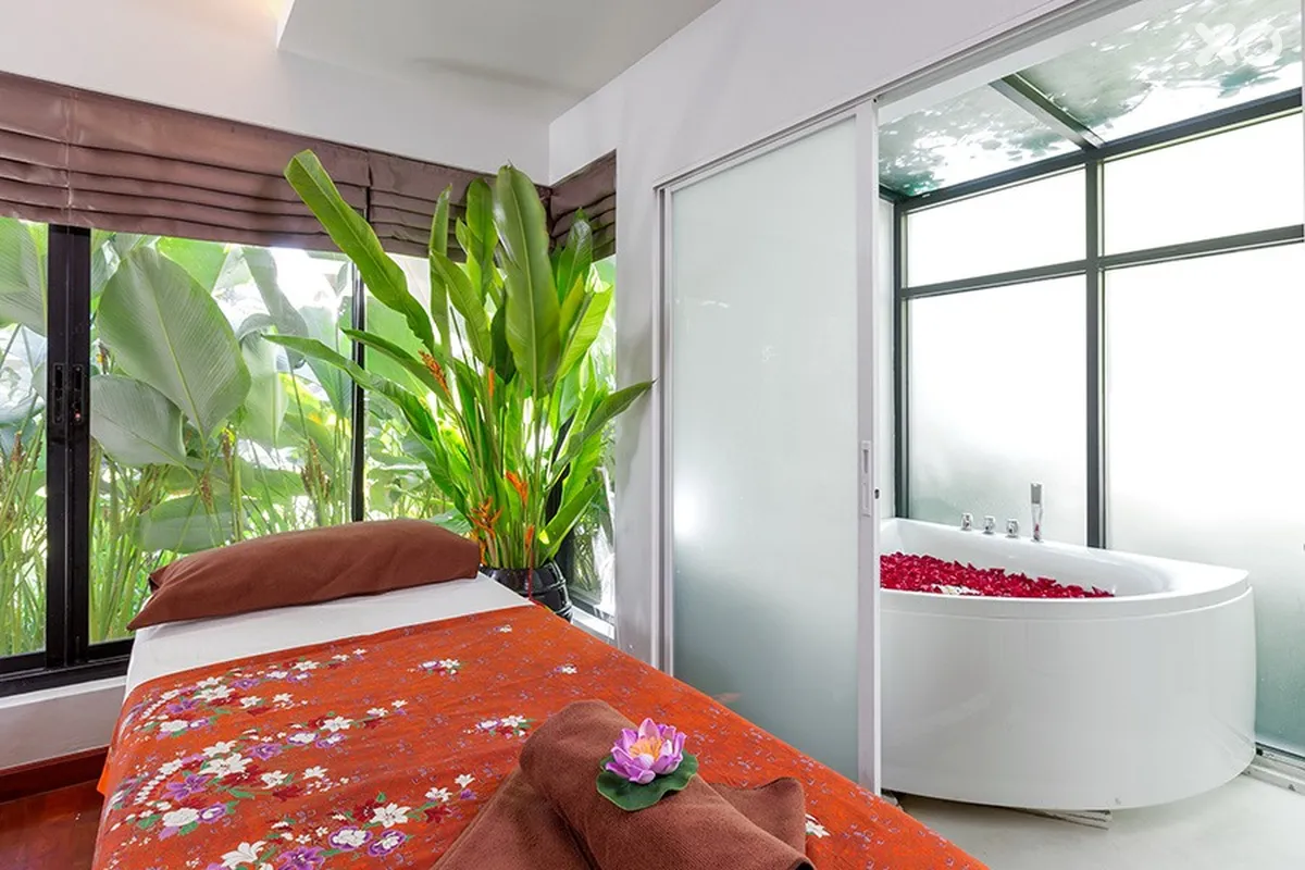 Andaman Embrace Patong