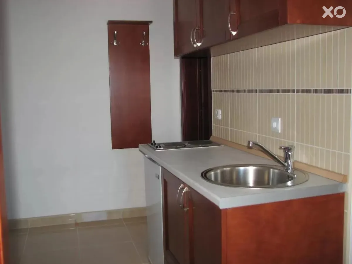 Leut Apartments