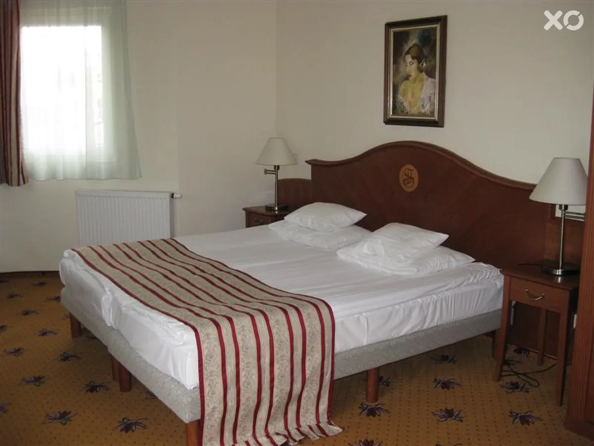 Sante Hotel